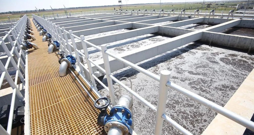 Nước thải công nghiệp thường chứa những thành phần gây nguy hiểm