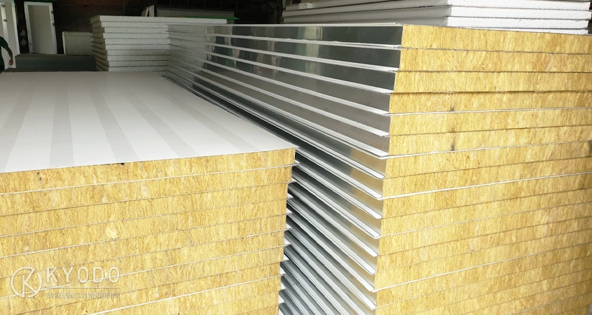 Panel rockwool không chỉ chống cháy mà còn có khả năng cách nhiệt, cách âm tốt