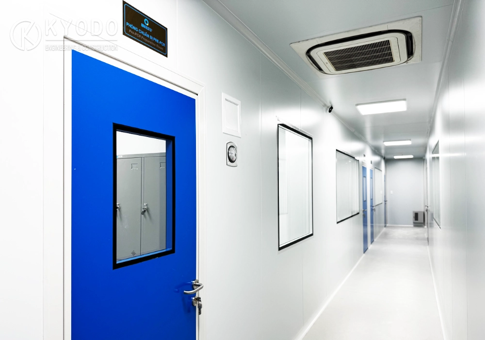 Hệ cửa panel phòng sạch